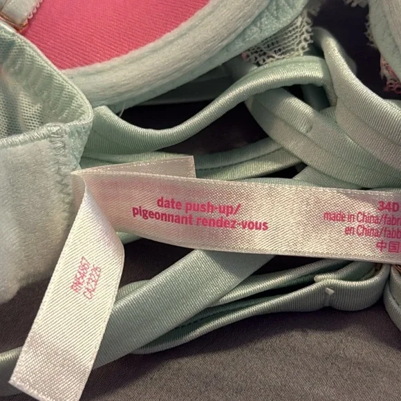 NWOT💥 PINK by VS Lacy The Date Push Up Strappy Floral Bra 34D - Picture 6 of 7